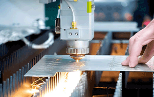 Laser cleaning for metal restoration